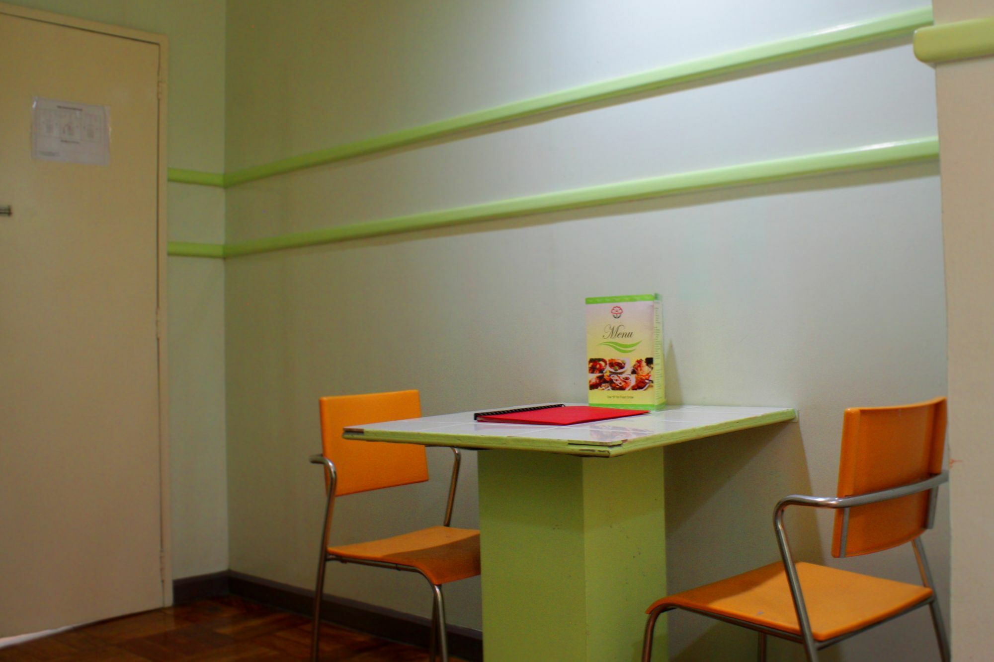 Mahal Kita Drive Inn Pasay Esterno foto